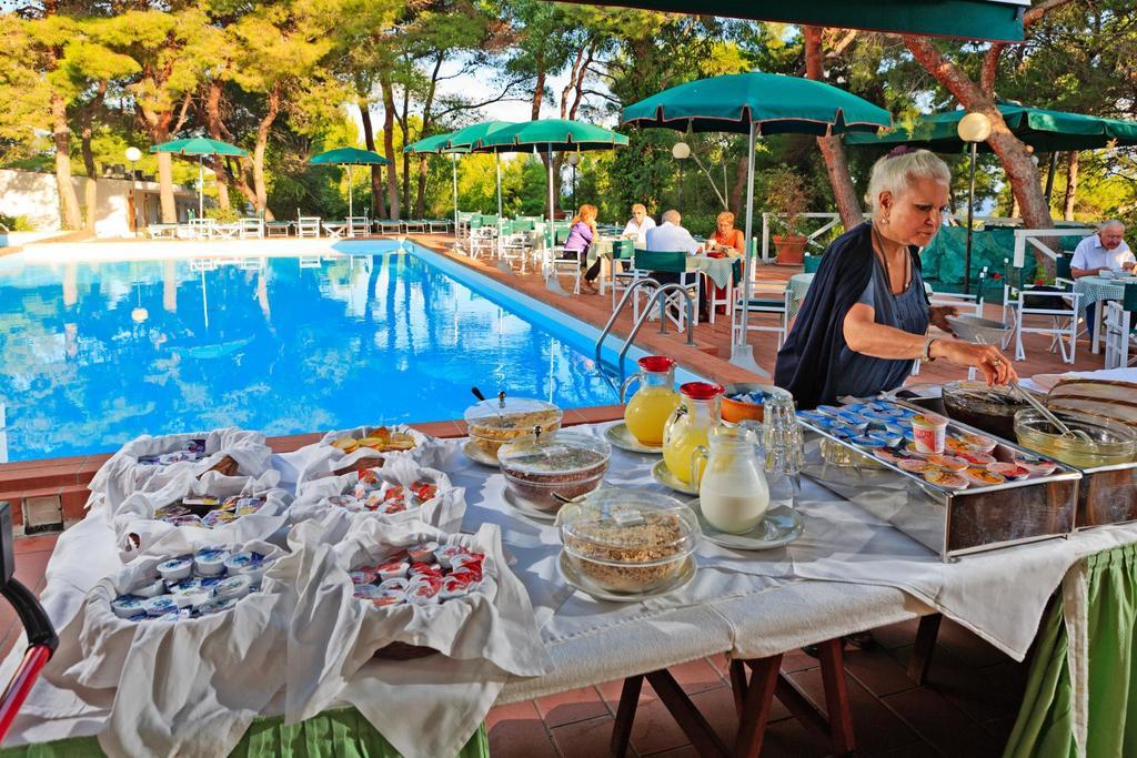 Hotel Kyrie Isole Tremiti Сан-Доміно Екстер'єр фото